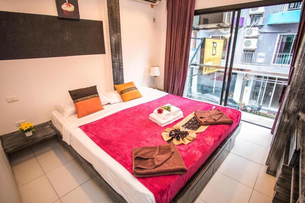 Long Beach Hotel Patong 외부 사진