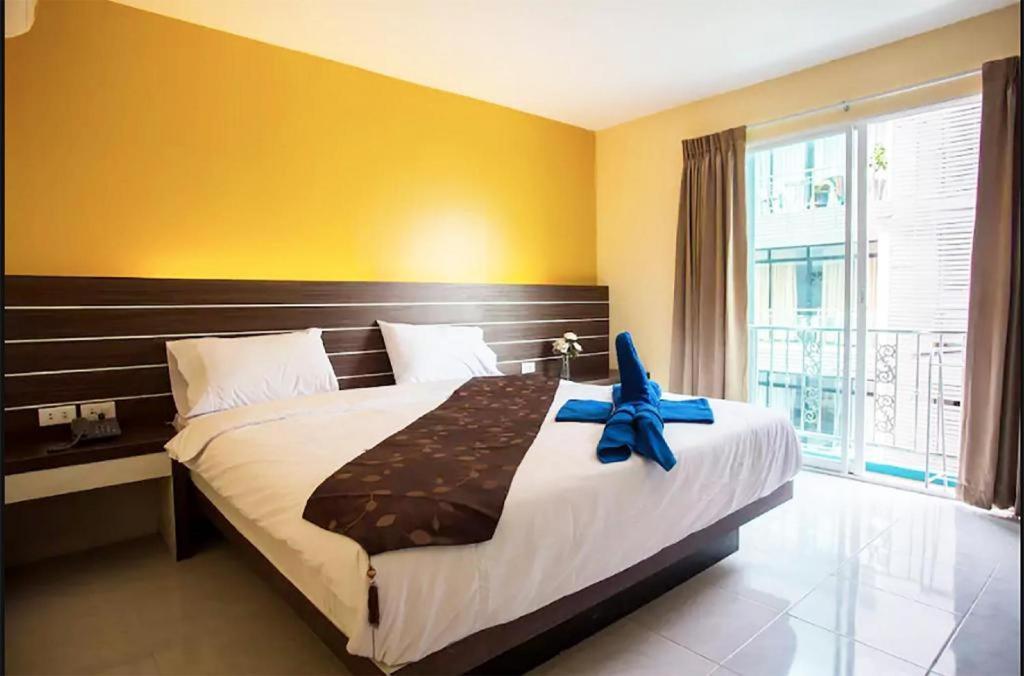 Long Beach Hotel Patong 외부 사진