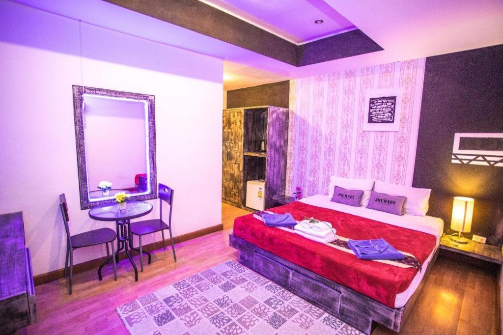 Long Beach Hotel Patong 외부 사진